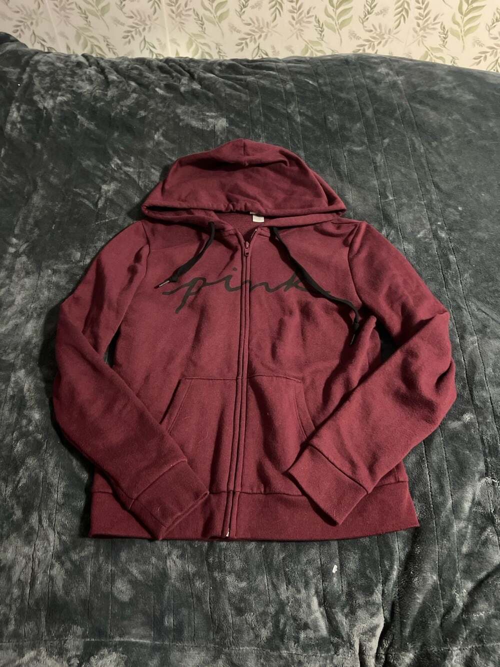 Victoria's Secret PINK Everyday Lounge Full-Zip Hoodie Maroon Script Logo Small